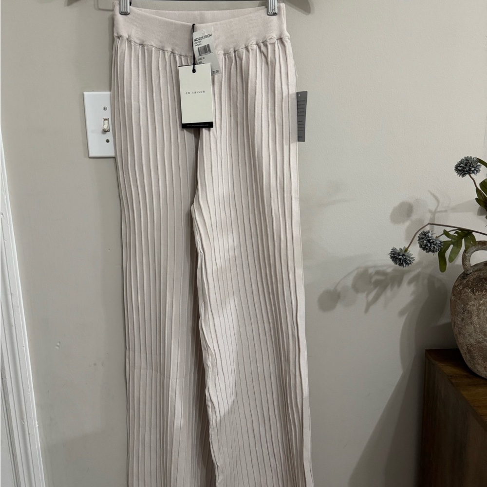 NWT En Saison Natural Pleated Knit Wide Leg Pants – Size Medium